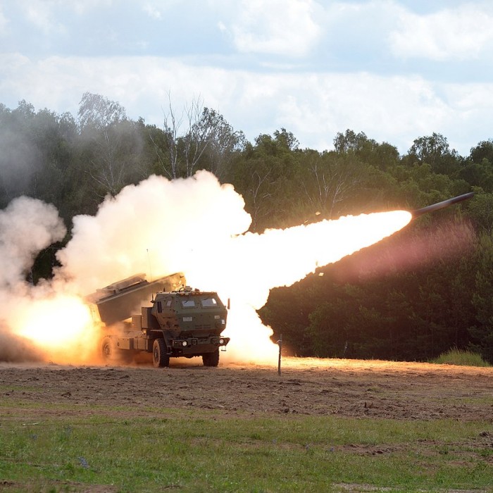 ukraine krieg russlandputin drohne drohnen dji mavic phantom diy custom kriegsverbrecher granaten raketen mike vom mars blog ukraine krieg putin usa himars MLRS missile raketen waffen m30 m30 a1 atacms prsm m26 m142 mike vom mars blog